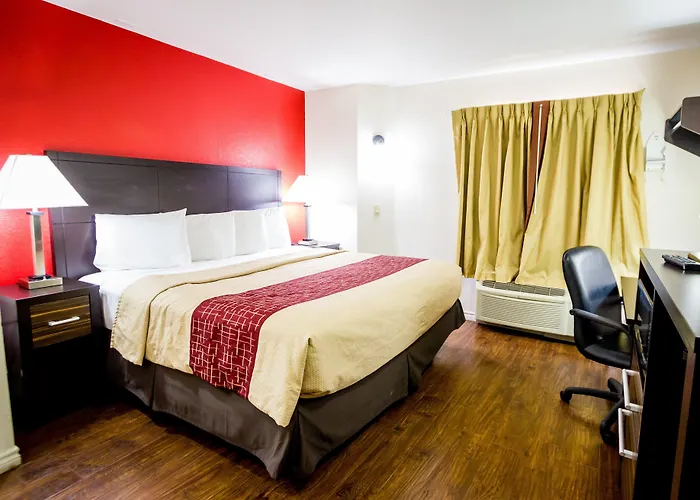 Red Roof Austin -